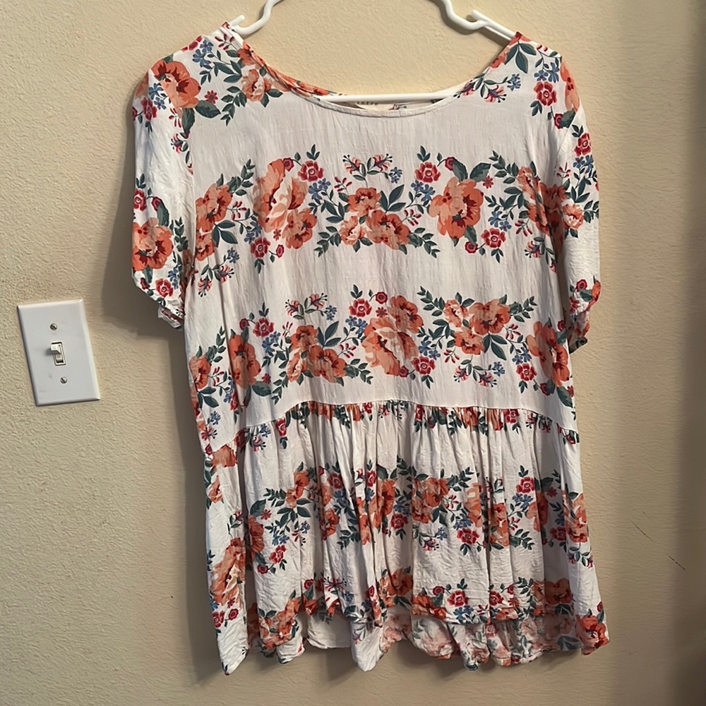 Babydoll patterned shirt